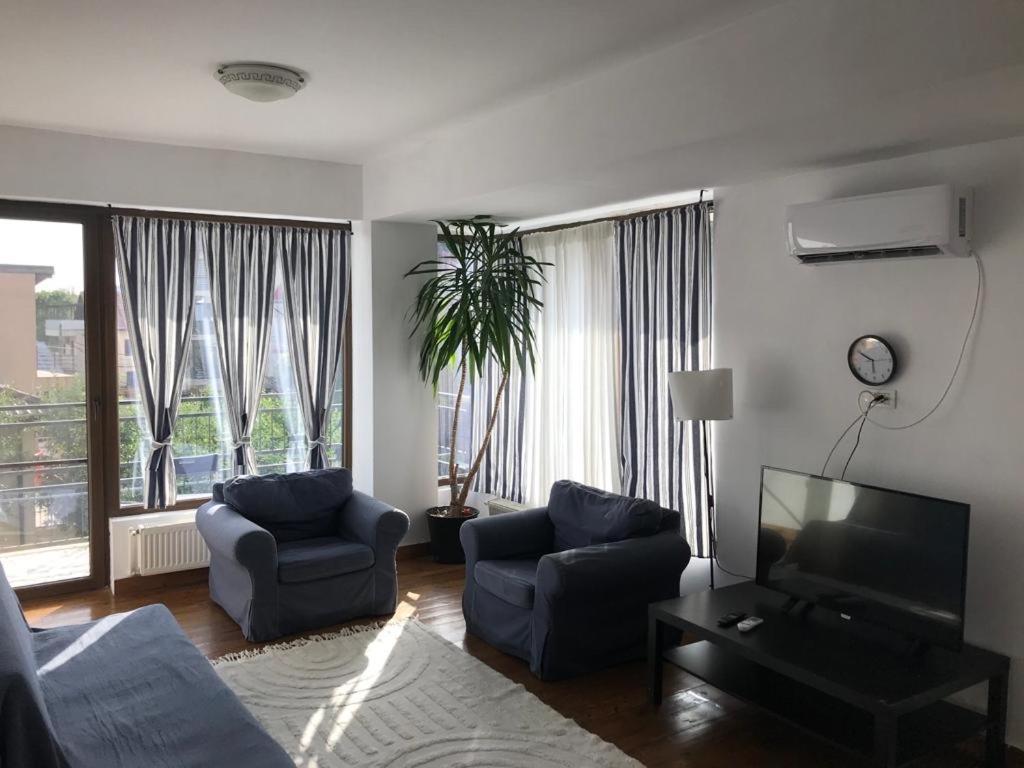 Appartamento Lovely In In Bucarest